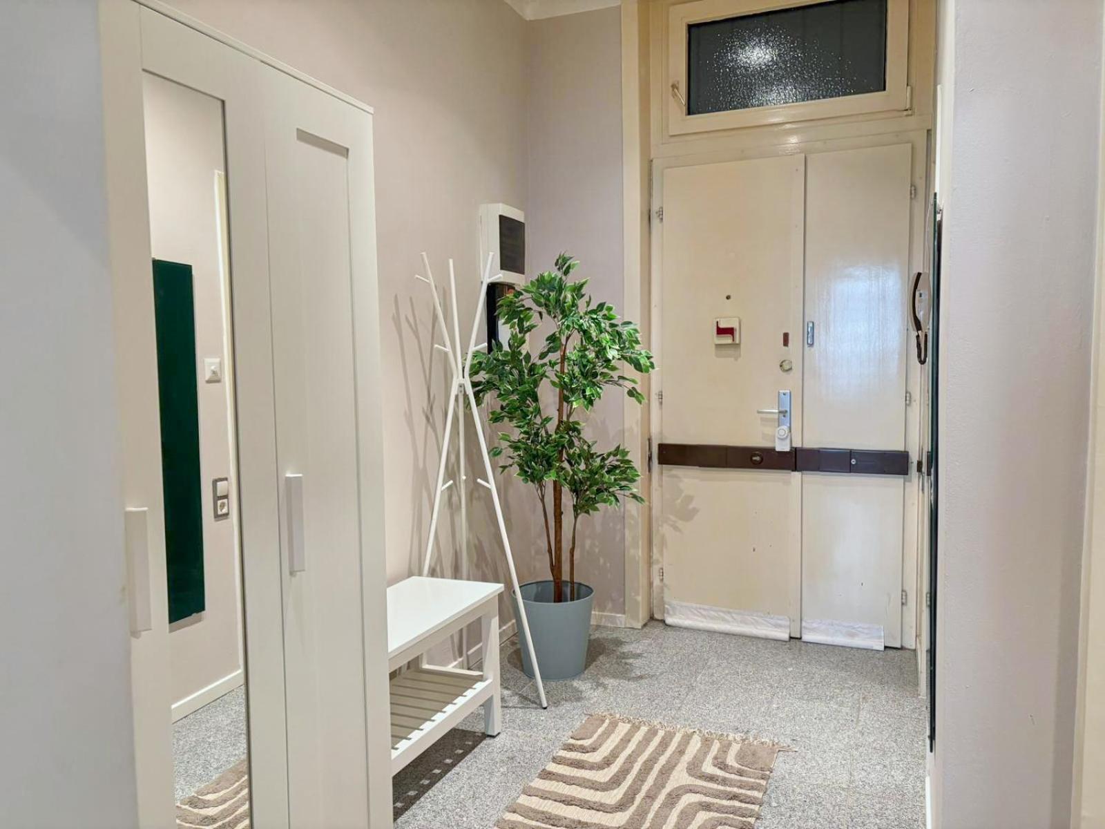 Appartamento Spacious And Near Metro I Close To Parks I Akh Vienna Esterno foto